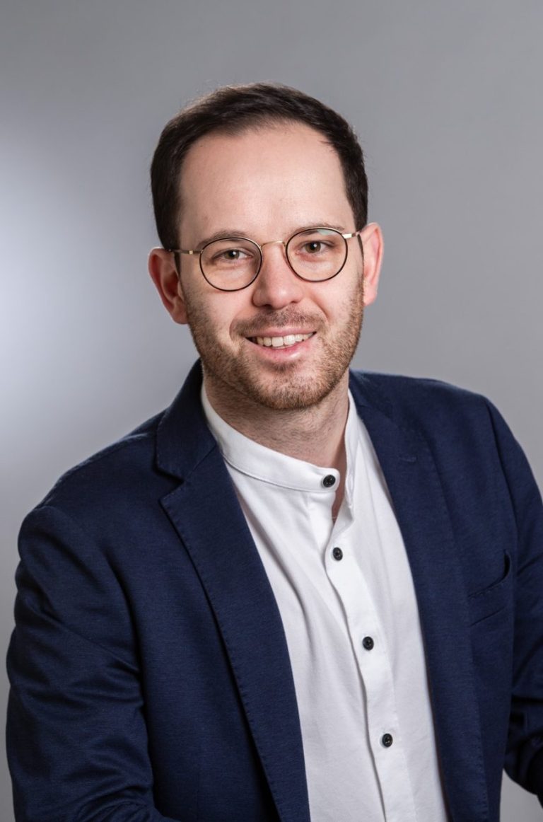 Mediator Tobias Strobel verhilft Ihnen zu Klarheit.